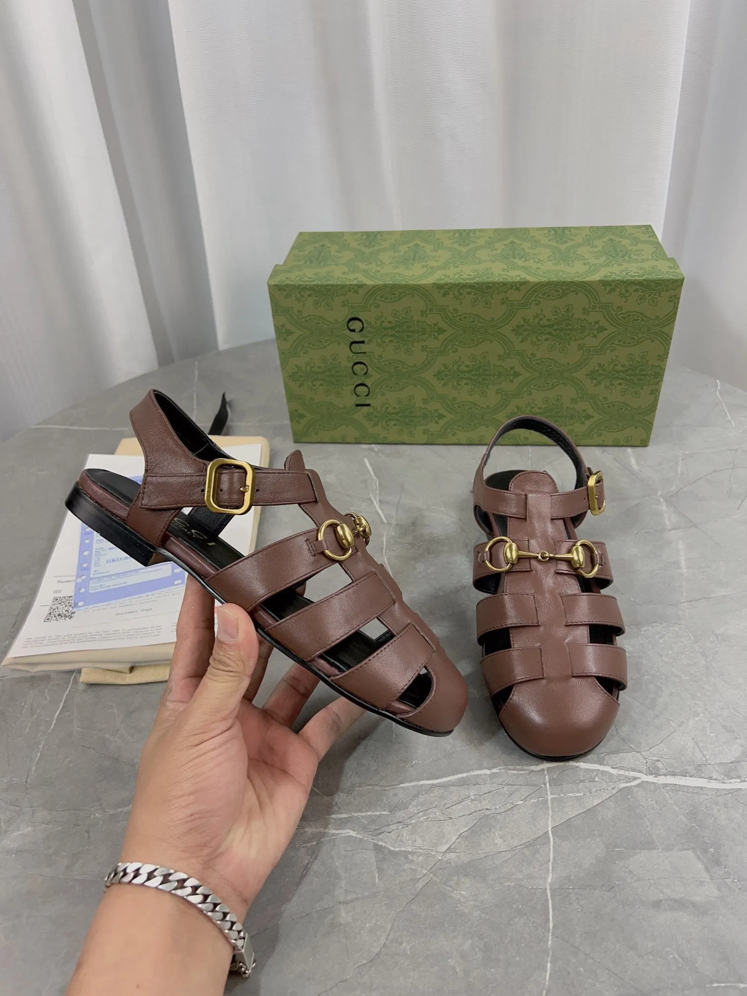 SE1105 GG Sandals /  Size5-10