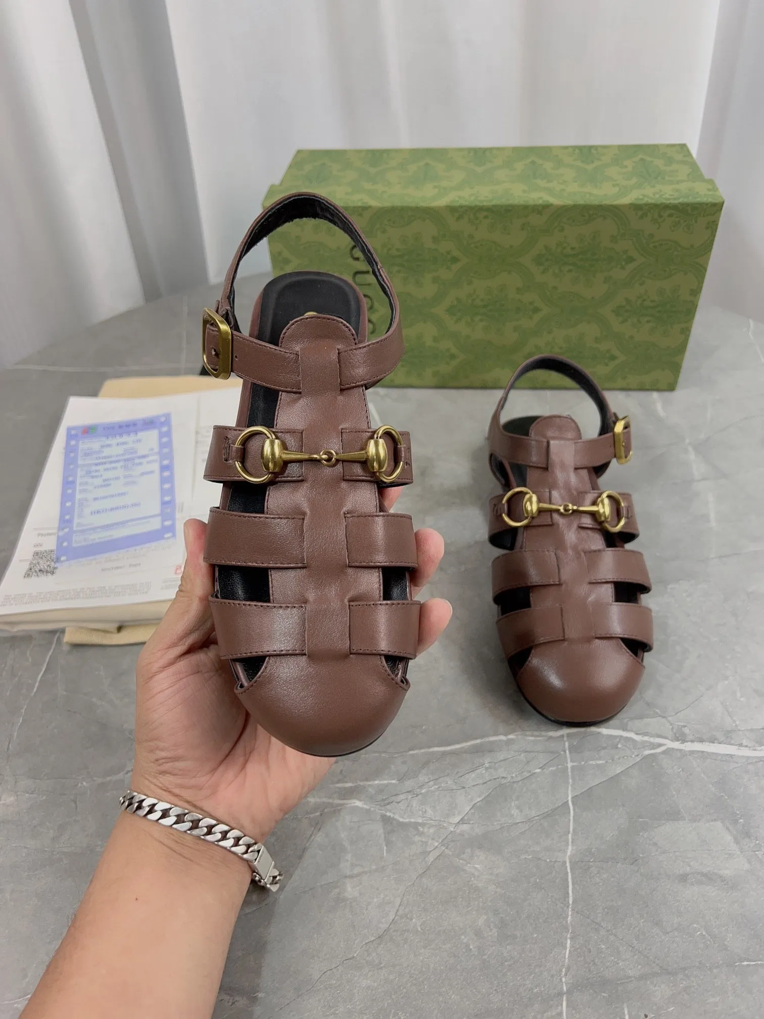 SE1105 GG Sandals /  Size5-10